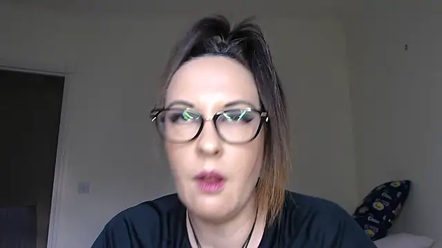 Humiliatrixxxx's cam snapshot