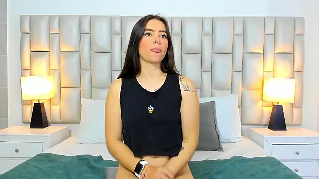 paola_katy_dicks live sex cam