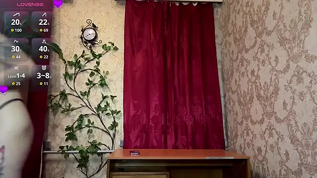 LaurynGeisinger's cam snapshot