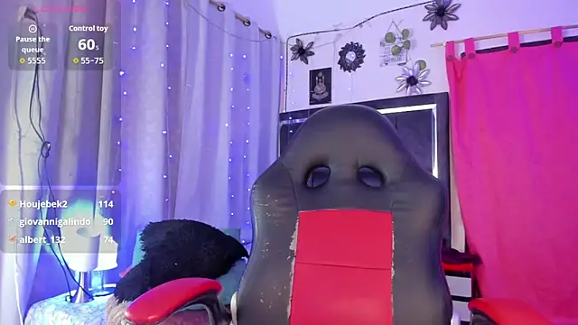 MarianFadel's cam snapshot