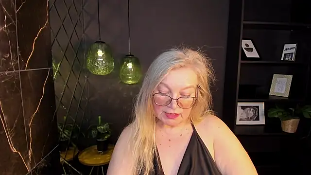 NataliMellow's cam snapshot