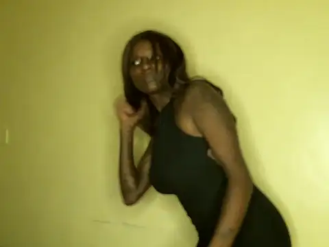 Sharmybabe's cam snapshot