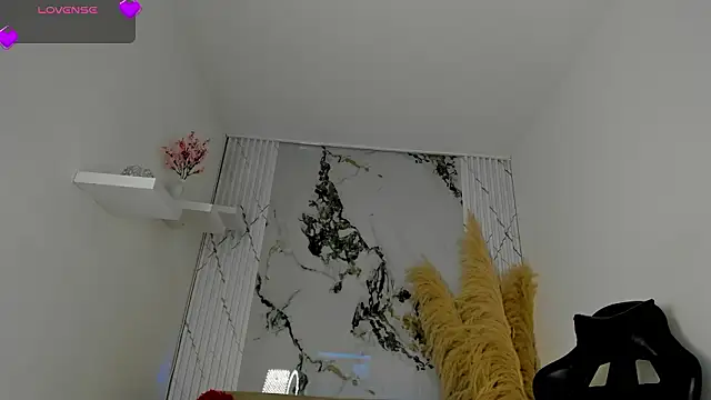 LiaFlowers's cam snapshot