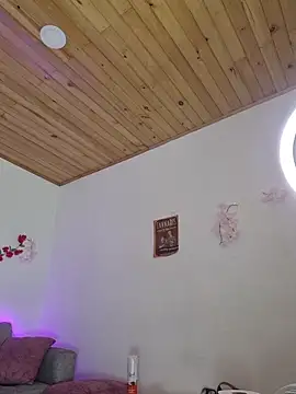 dirty_diiana's cam snapshot