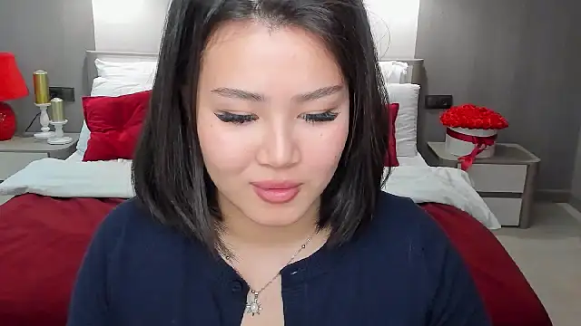 Brunette_Charm's cam snapshot