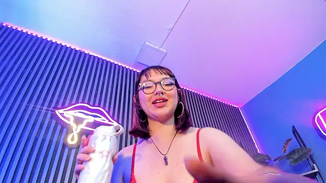 Violett_Prince1's cam snapshot