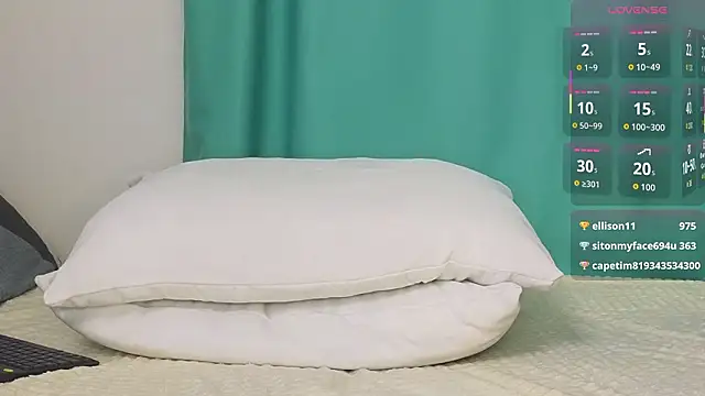 Molliblum live sex cam