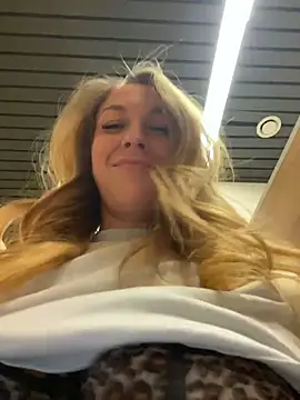 Sweet___Emily live sex cam