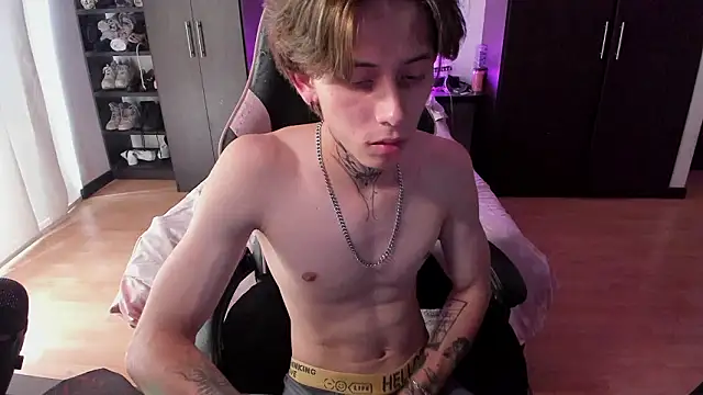 xIce_Boy live sex cam