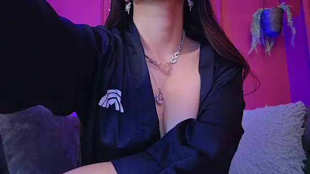 Julieta_Russell live sex cam