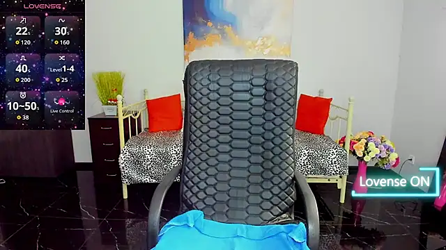 Julia_Dean's cam snapshot