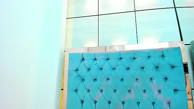 pocahontas_pow's cam snapshot