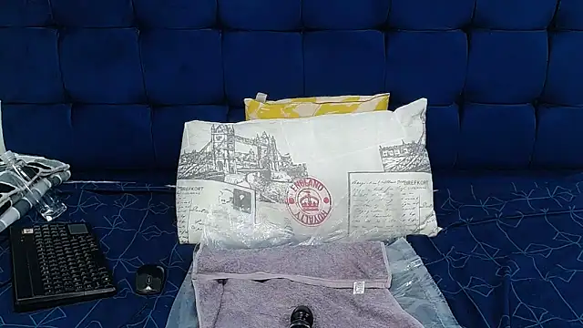 AriesCake's cam snapshot