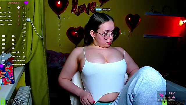 Lilysweet13's cam snapshot