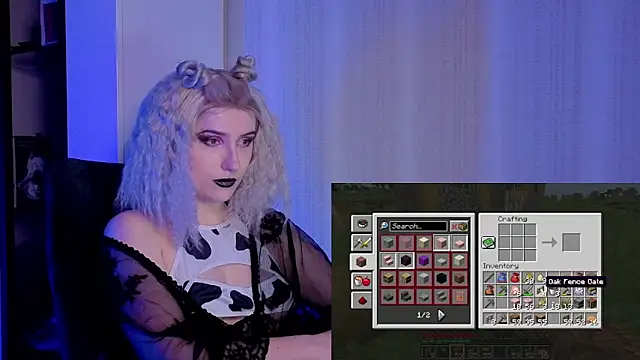 violet-siren-x's cam snapshot