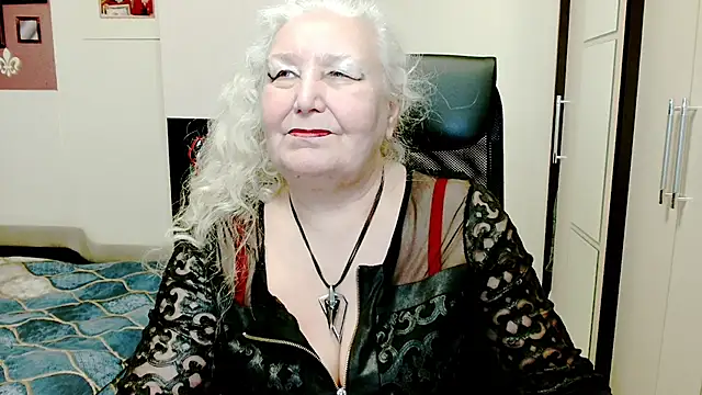 GrannyAlisa's cam snapshot