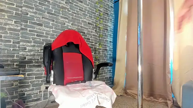 iam_samy_'s cam snapshot