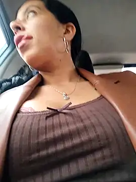 Luianna's cam snapshot