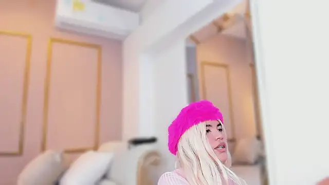 ZoeySnow live sex cam