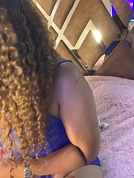 TianaRios_Pink's cam snapshot