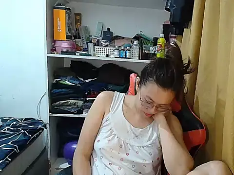 crizzybel's cam snapshot