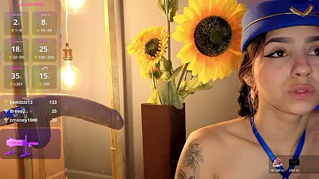 RACHELRUIZ's cam snapshot