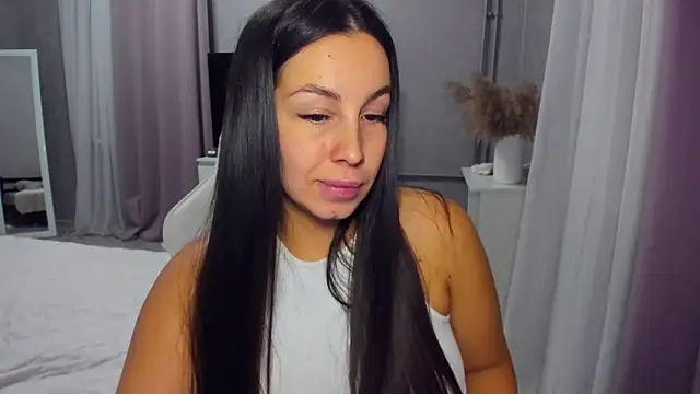 AvisFlowers's cam snapshot