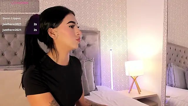 AriRobert_'s cam snapshot