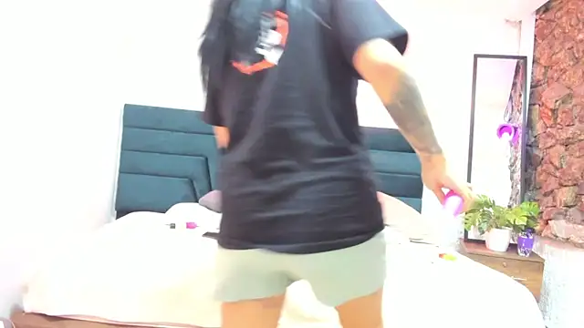 Dahliablack's cam snapshot