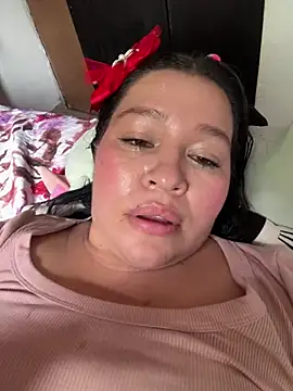 Lovelipsbig's cam snapshot