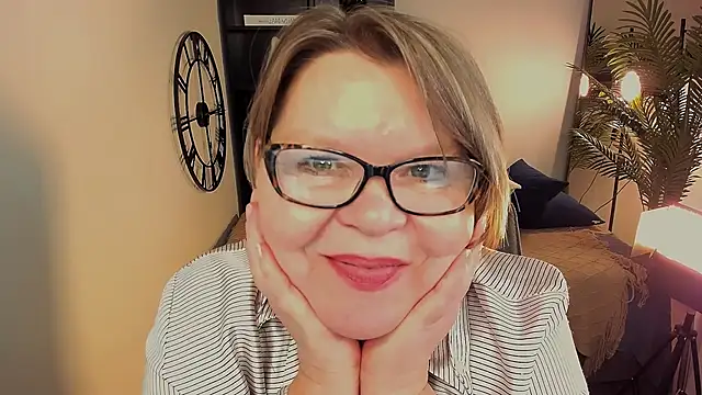 Shannonshine's cam snapshot