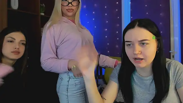 miki_ti live sex cam