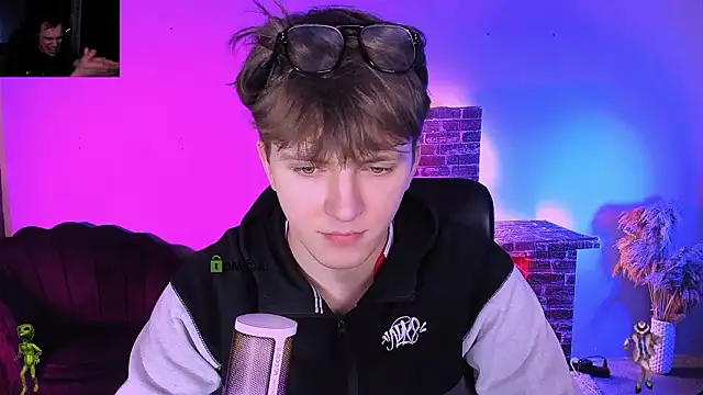 travis_wolf_ live sex cam