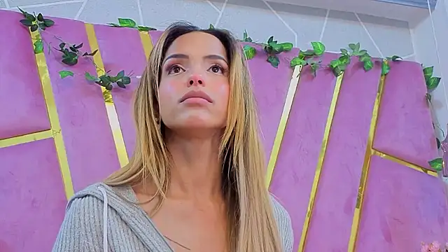 EmmyCortez live sex cam