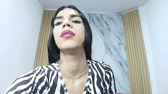 Luluu_08's cam snapshot