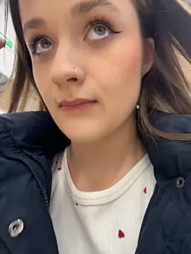 KittyQueeny's cam snapshot