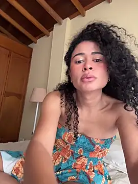 GabriSaenz live sex cam