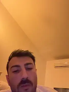 Aliiiix live sex cam