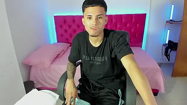 Liam_hard04 live sex cam