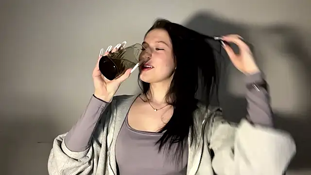 Sarahsolara's cam snapshot