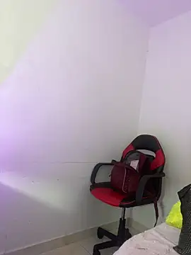 ISIS17_EF's cam snapshot