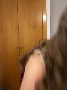 TenderLaGlamor's cam snapshot