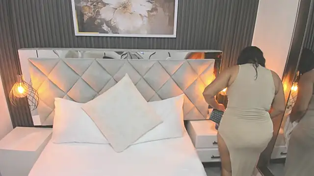 Sara_Channel01's cam snapshot