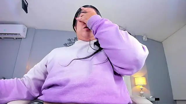 Miss_Francheska's cam snapshot