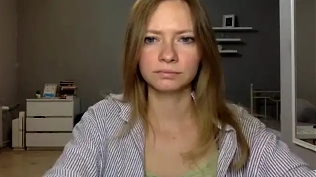 MillieShow's cam snapshot