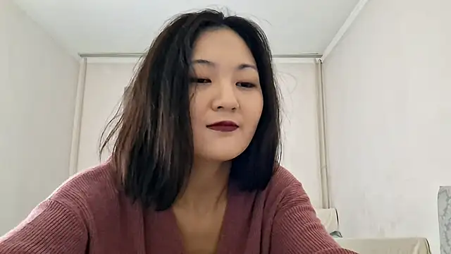 Lyndasilk's cam snapshot