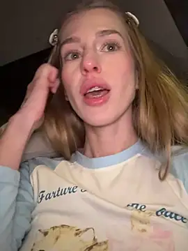 kira_mia's cam snapshot