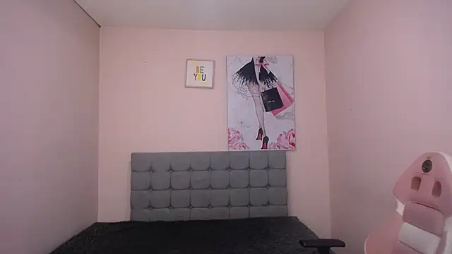 Adri_gomez_x's cam snapshot