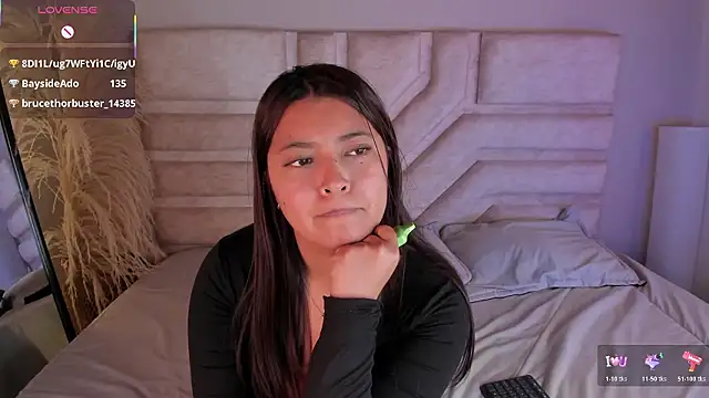 Rebeca_Williams_'s cam snapshot