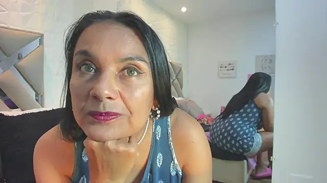 raquell_moore's cam snapshot